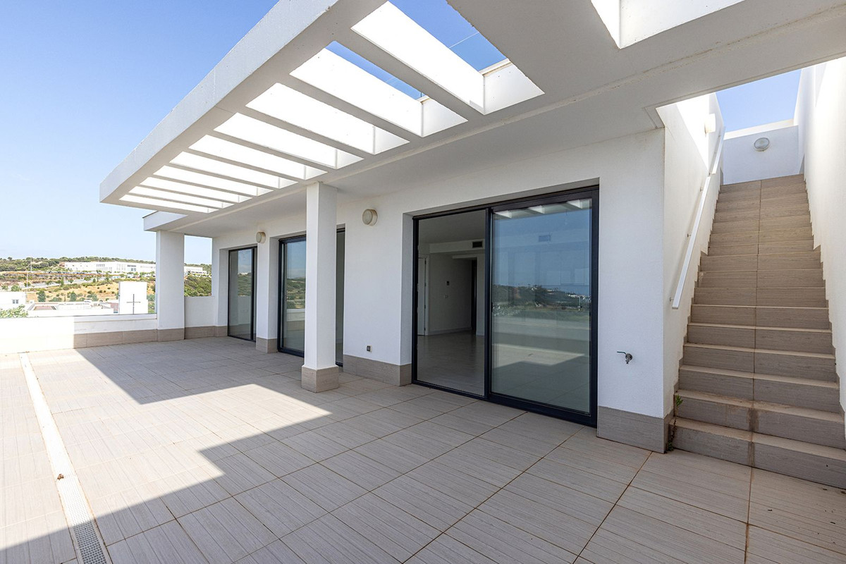 Penthouse te koop in Estepona | 3 slaapkamers H5295823