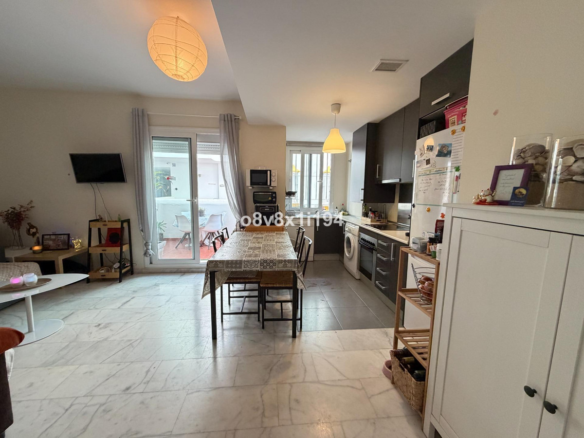 Appartement te koop in Estepona | 2 slaapkamers H5296024