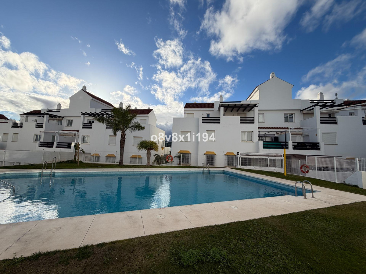 Appartement te koop in Estepona | 2 slaapkamers H5296024