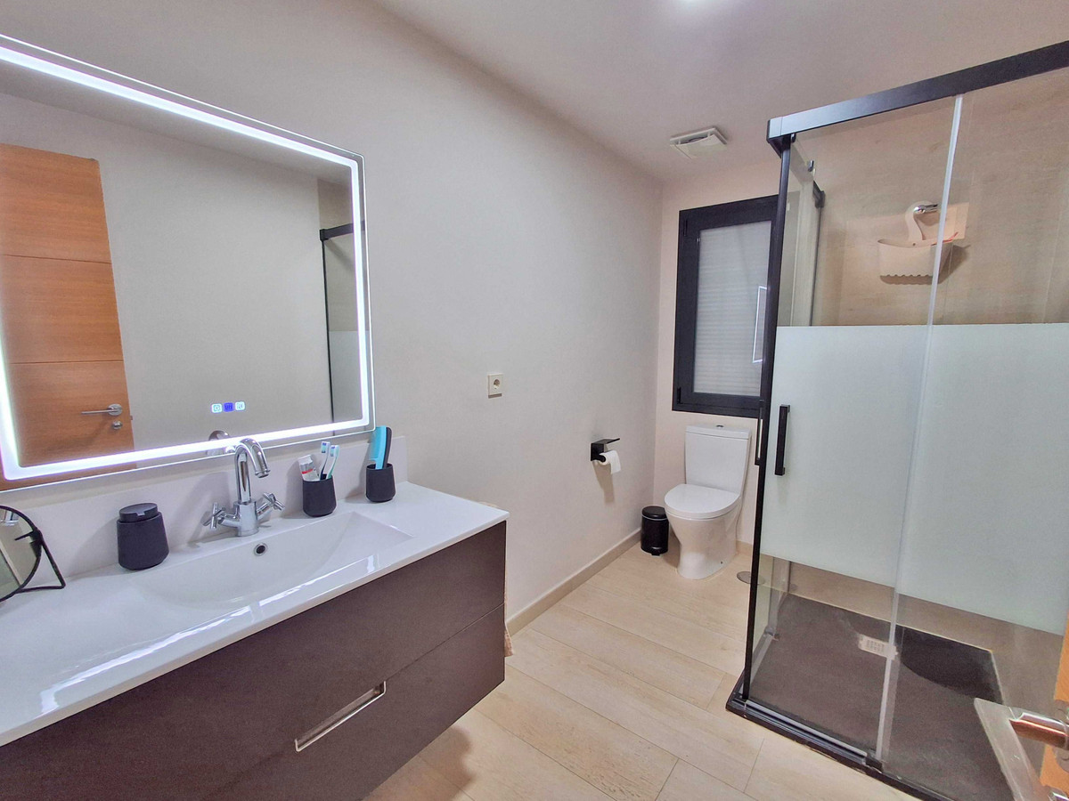 Appartement te koop in Estepona | 3 slaapkamers H5296105