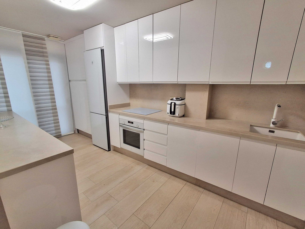 Appartement te koop in Estepona | 3 slaapkamers H5296105