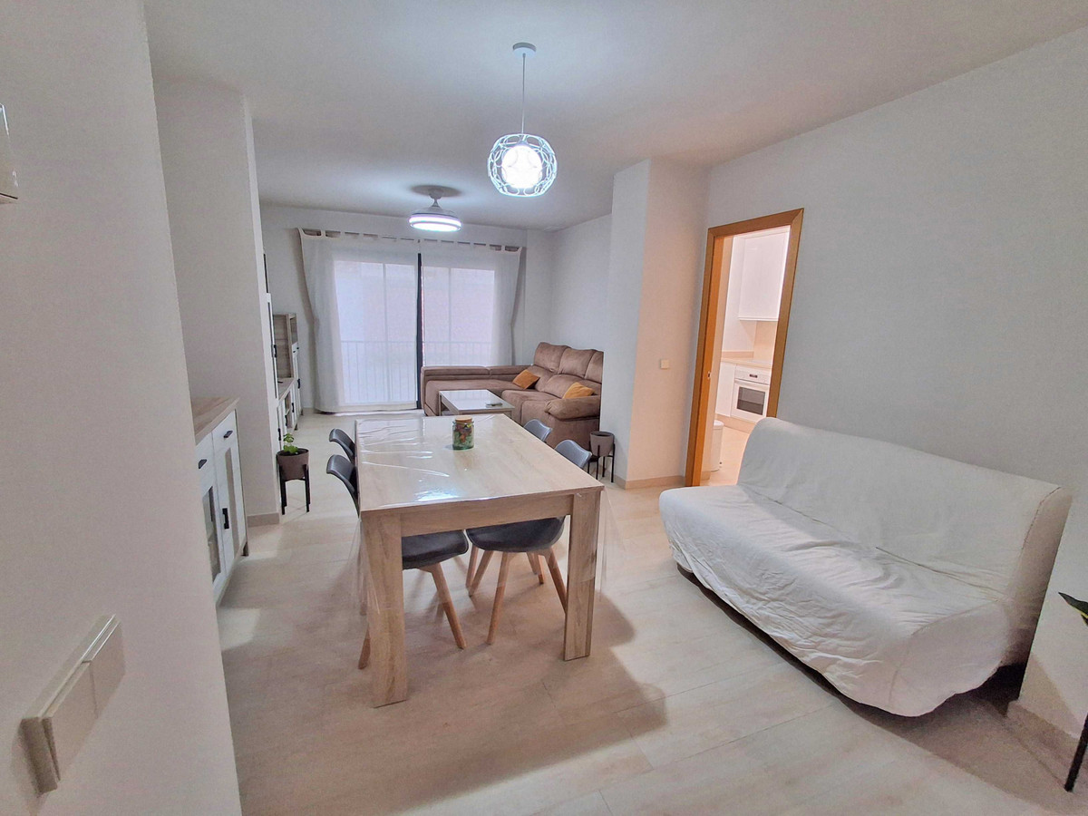 Appartement te koop in Estepona | 3 slaapkamers H5296105