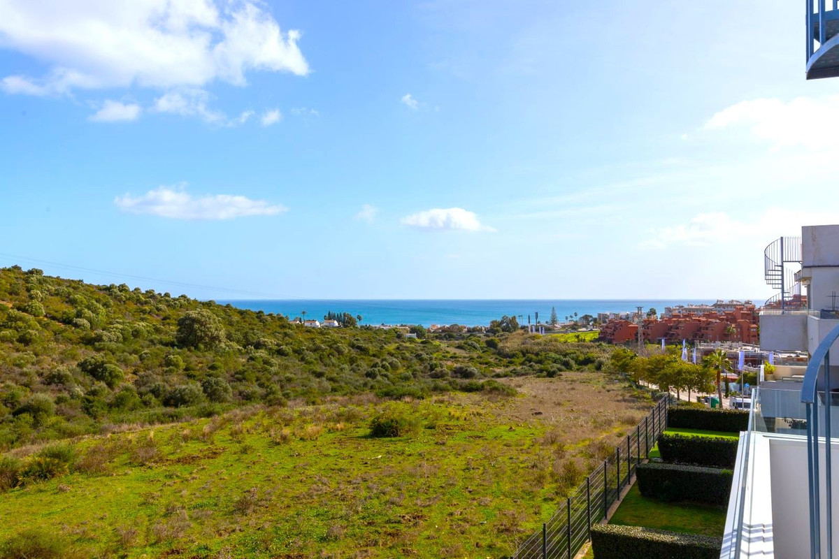 Penthouse te koop in Estepona | 3 slaapkamers H5296177