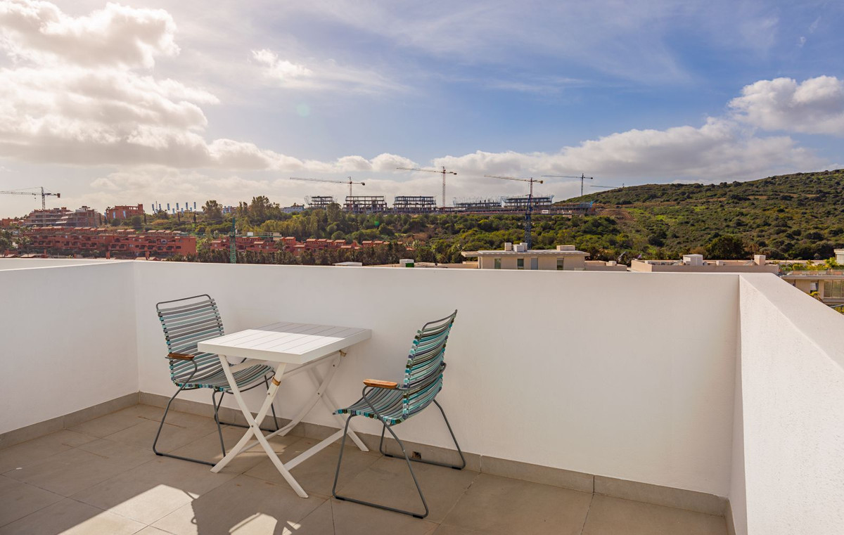 Penthouse te koop in Estepona | 3 slaapkamers H5296177