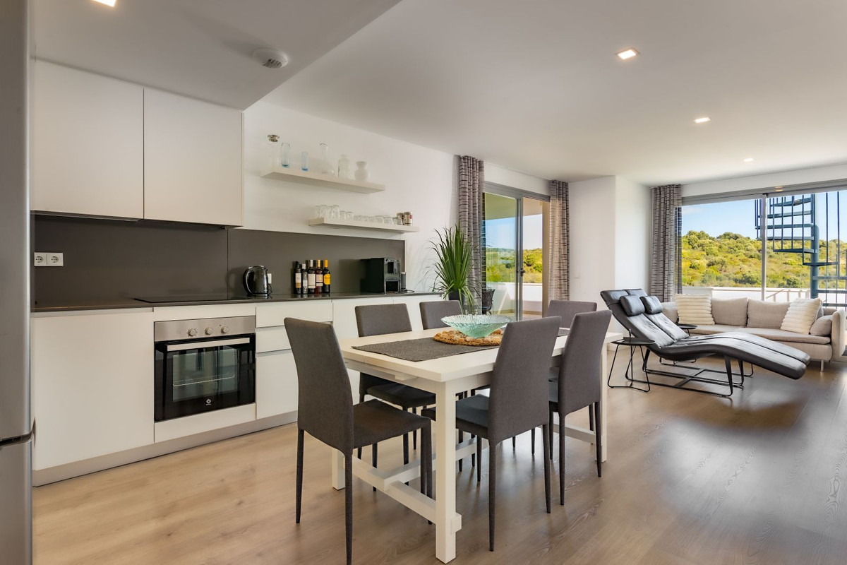 Penthouse te koop in Estepona | 3 slaapkamers H5296177