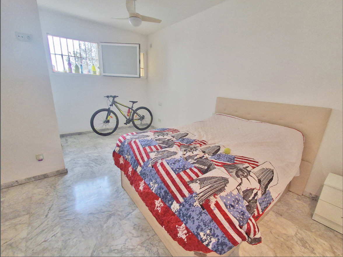 Appartement te koop in Estepona | 1 slaapkamers H5296372