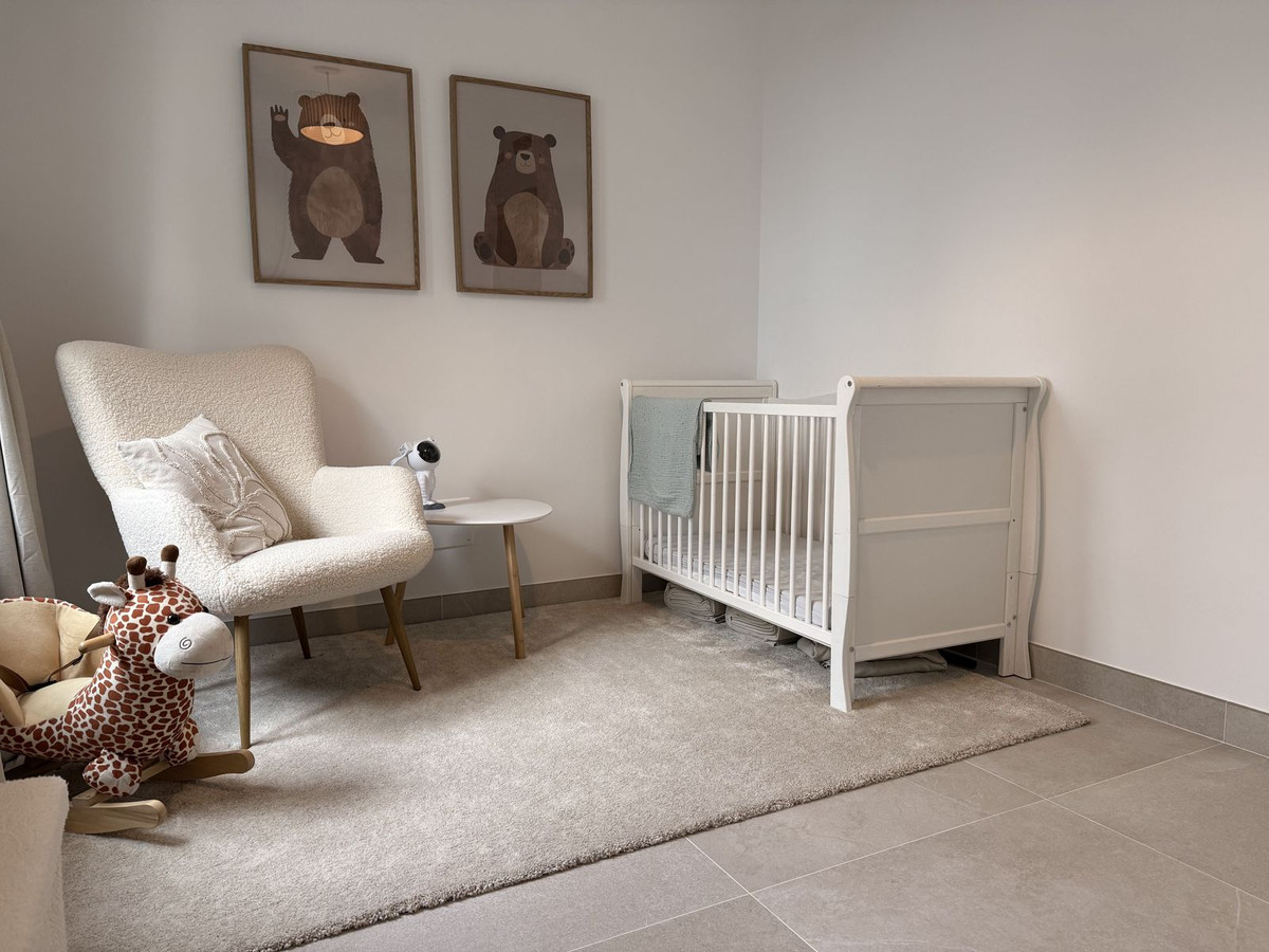 Appartement te koop in Estepona | 4 slaapkamers H5297026