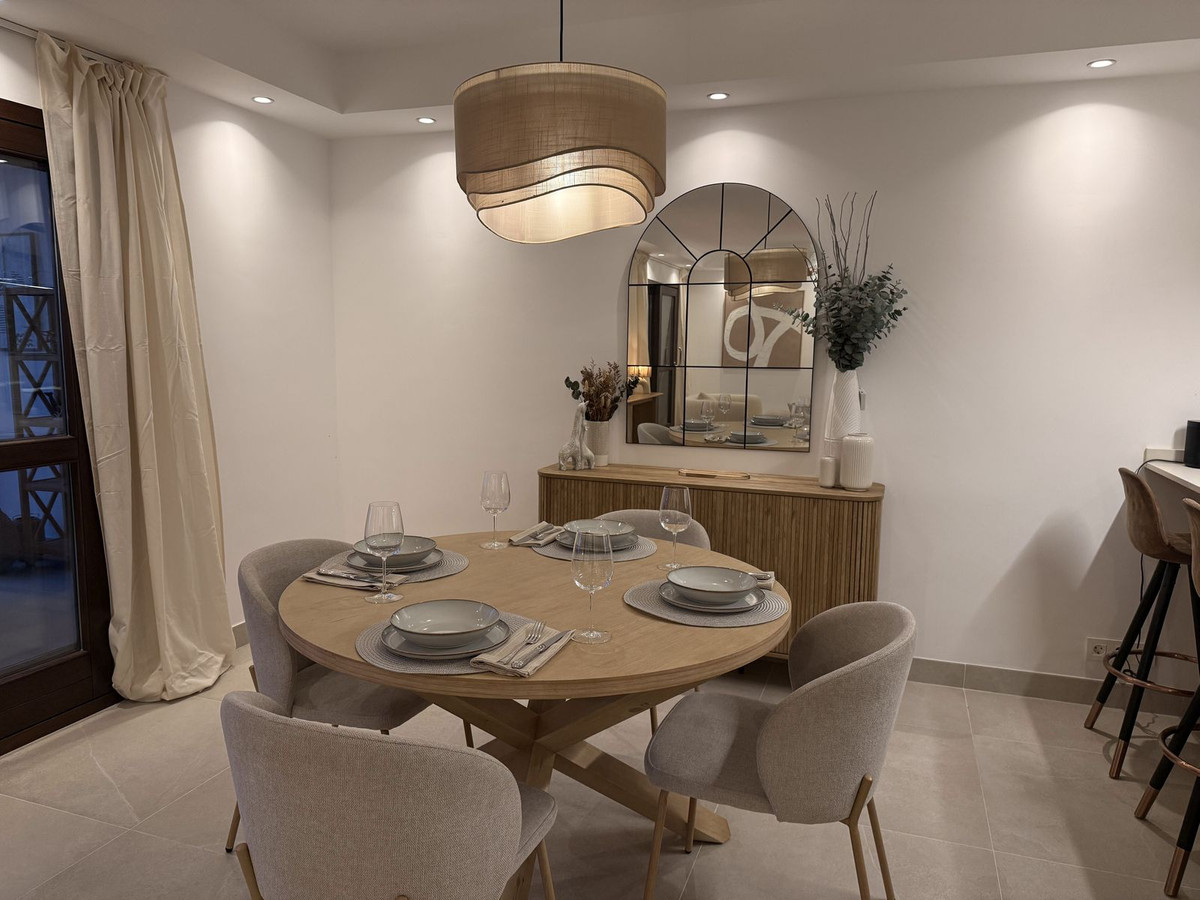 Appartement te koop in Estepona | 4 slaapkamers H5297026