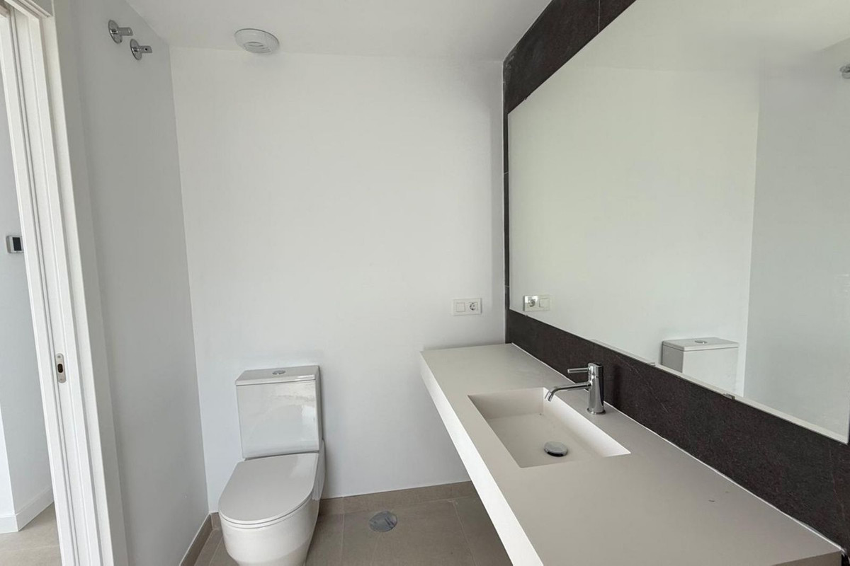 Huis te koop in Estepona | 3 slaapkamers H5297185