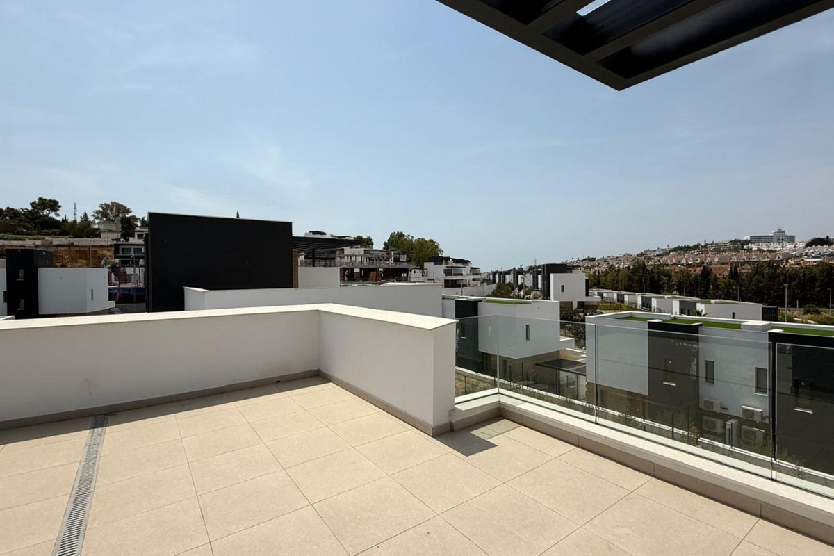 Huis te koop in Estepona | 3 slaapkamers H5297185