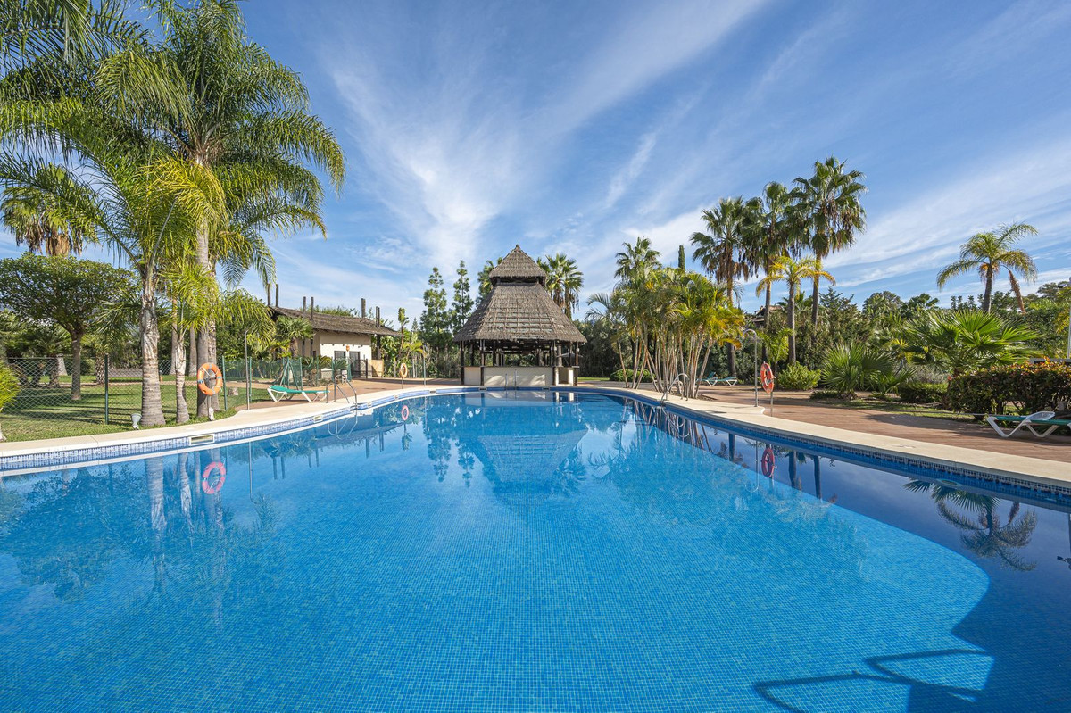 Appartement te koop in Estepona | 2 slaapkamers H5297425