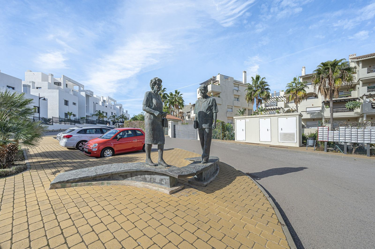 Appartement te koop in Estepona | 2 slaapkamers H5297425