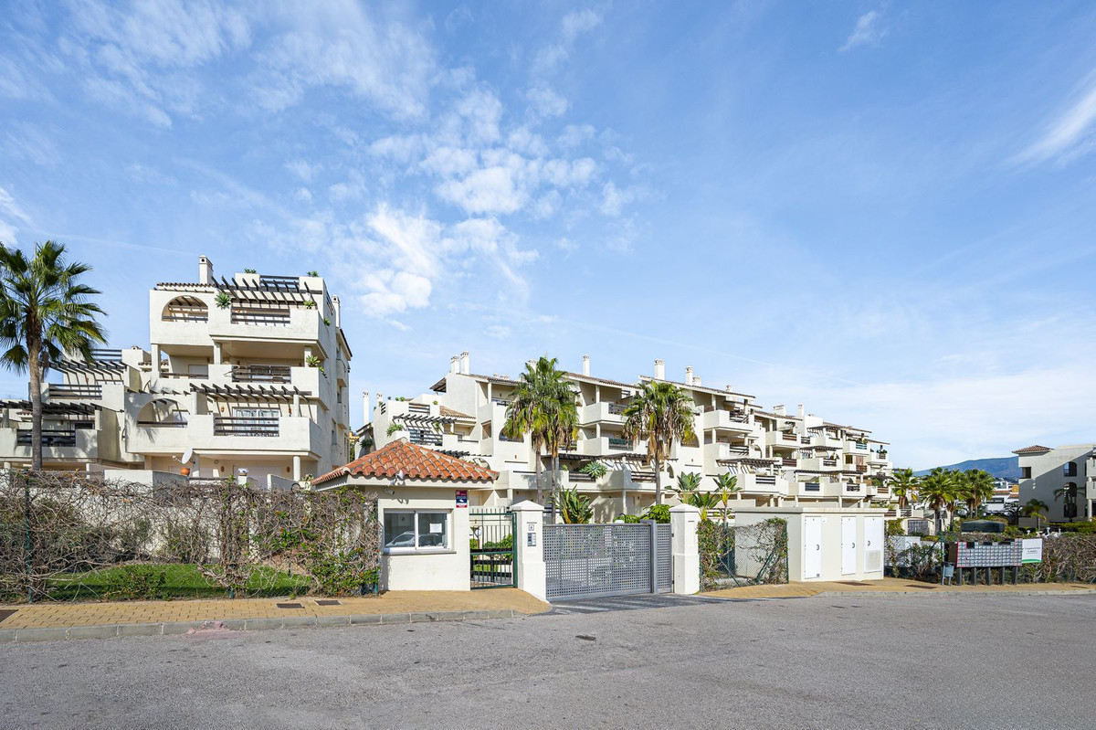 Appartement te koop in Estepona | 2 slaapkamers H5297425