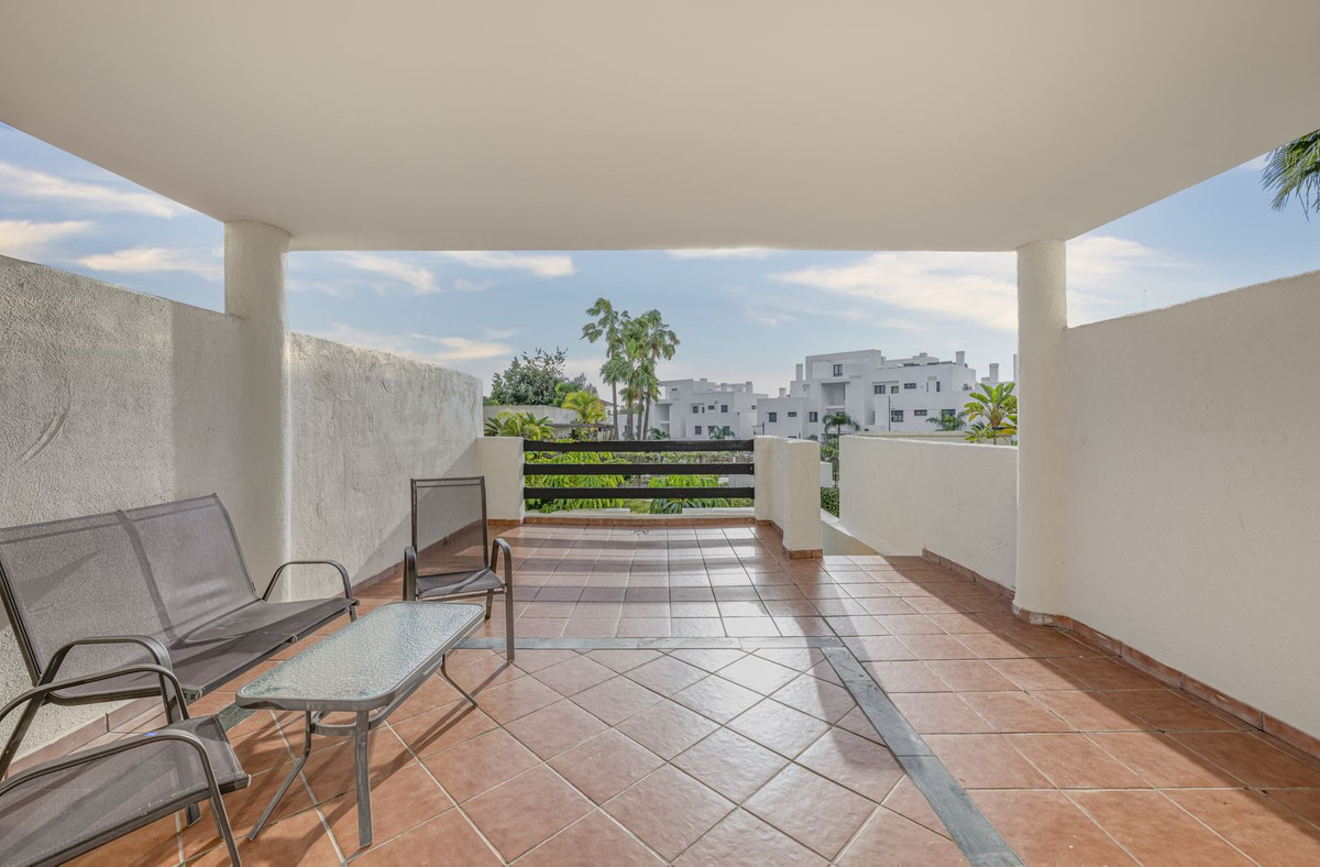 Appartement te koop in Estepona | 2 slaapkamers H5297425