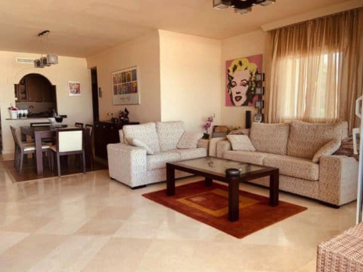 Appartement te koop in Estepona | 2 slaapkamers H5298541