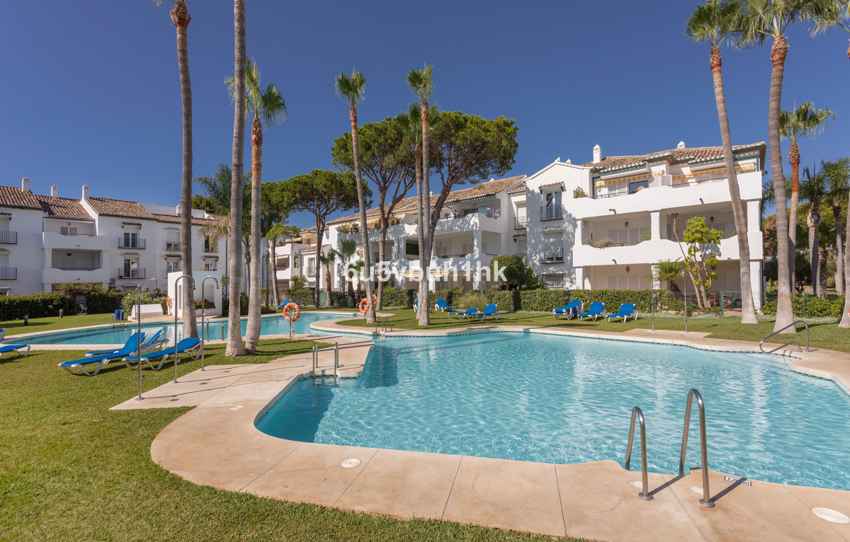 Appartement te koop in Estepona | 3 slaapkamers H5298739