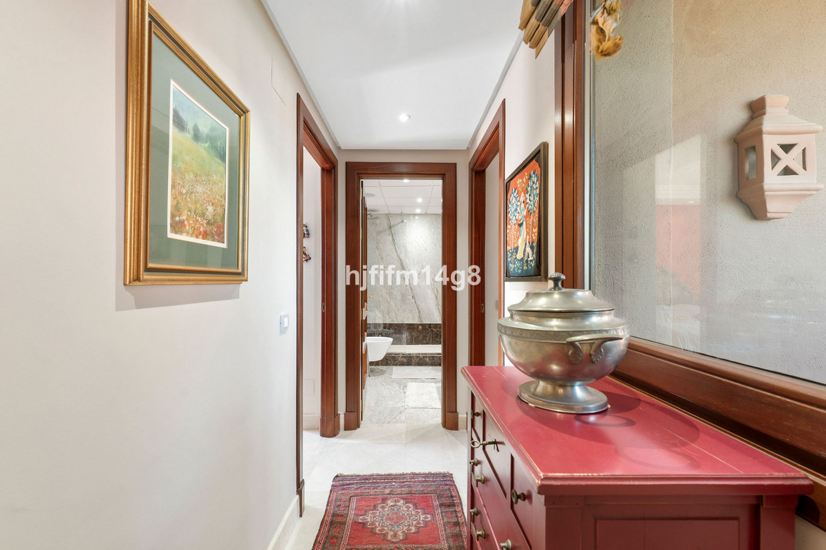 Penthouse te koop in Estepona | 3 slaapkamers H5299120