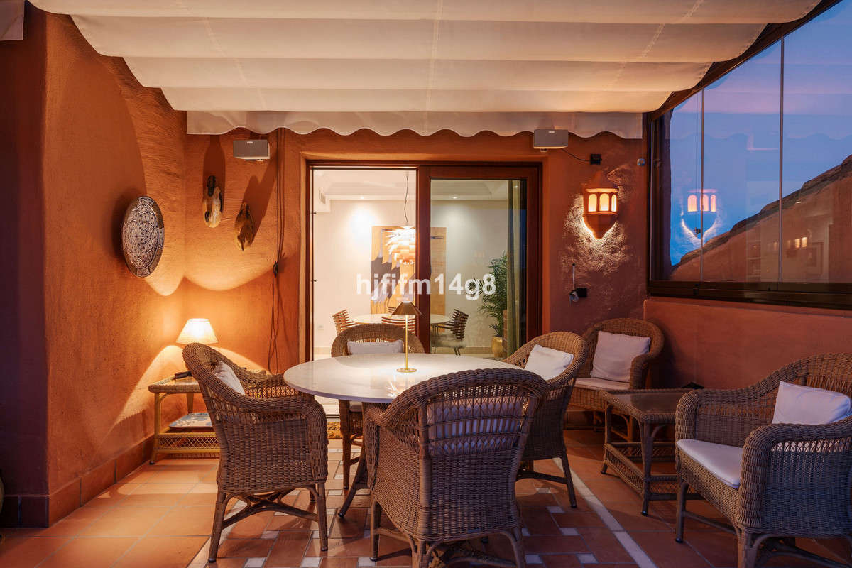 Penthouse te koop in Estepona | 3 slaapkamers H5299120
