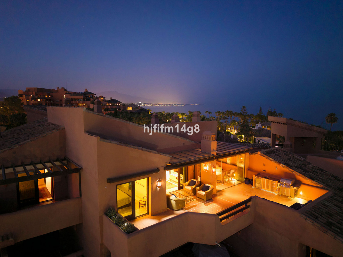Penthouse te koop in Estepona | 3 slaapkamers H5299120