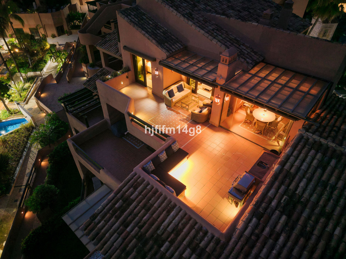 Penthouse te koop in Estepona | 3 slaapkamers H5299120