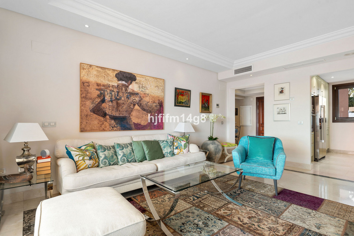 Penthouse te koop in Estepona | 3 slaapkamers H5299120