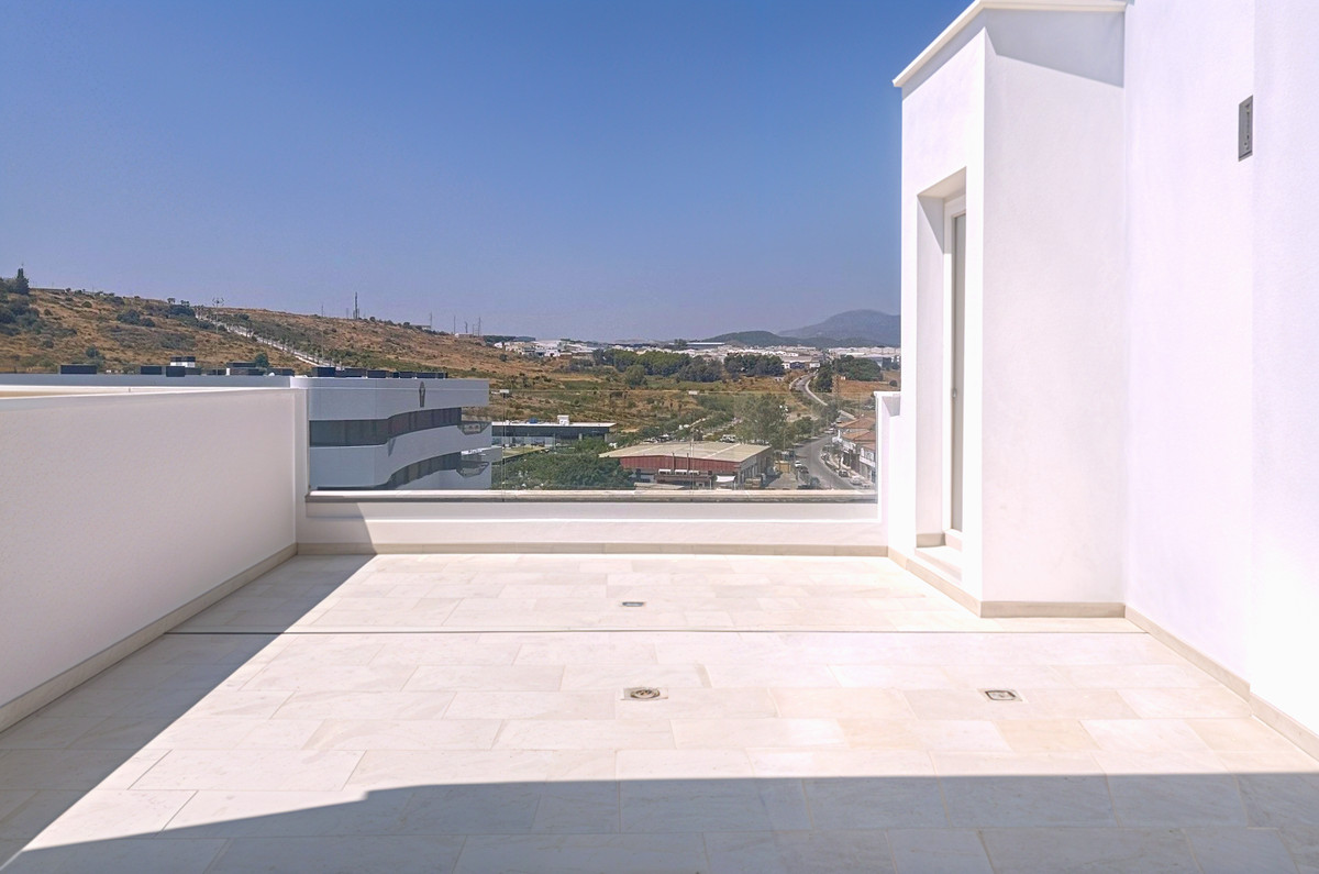 Penthouse te koop in Estepona | 3 slaapkamers H5299195