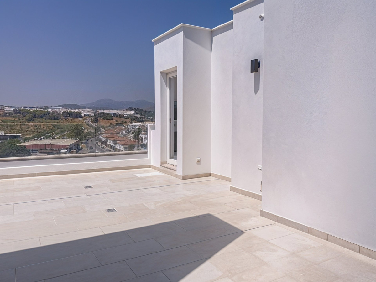 Penthouse te koop in Estepona | 3 slaapkamers H5299195