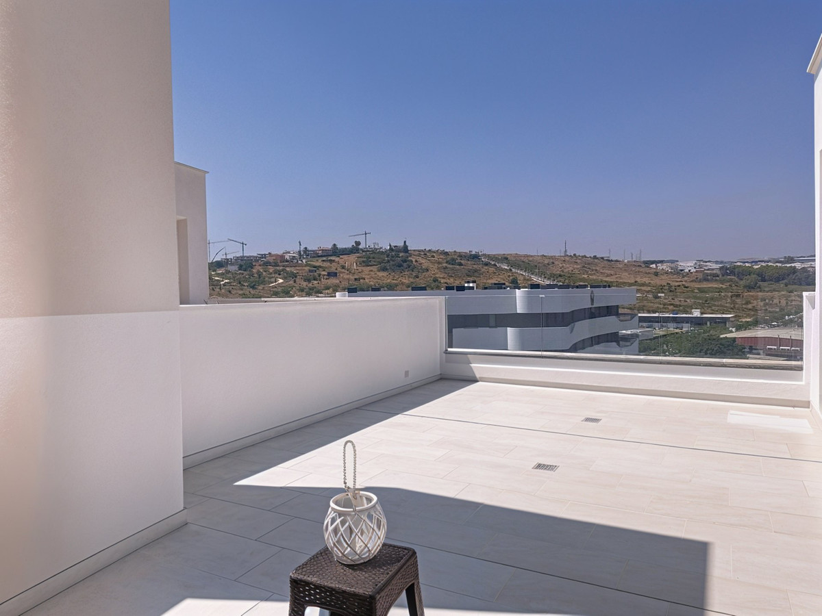 Penthouse te koop in Estepona | 3 slaapkamers H5299195