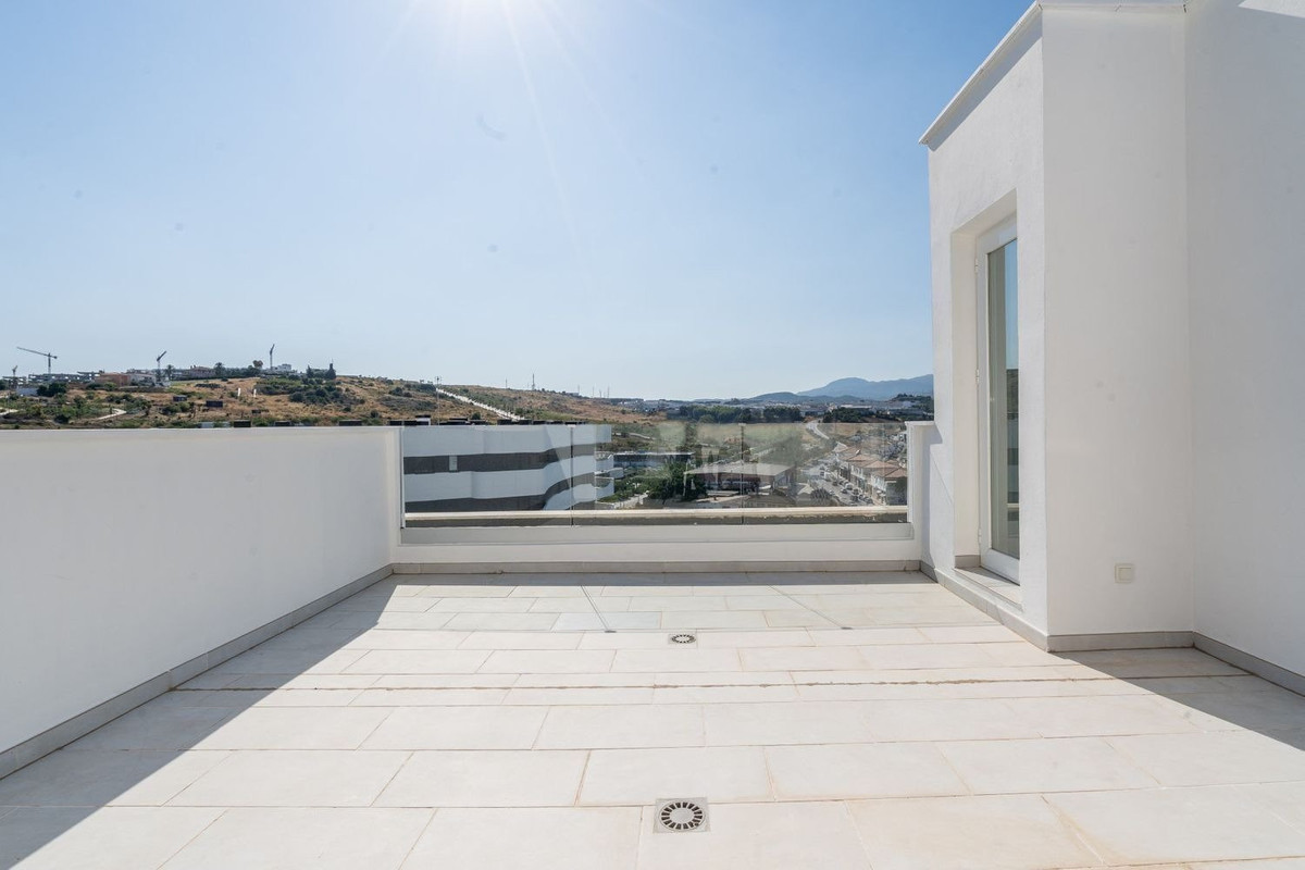 Penthouse te koop in Estepona | 3 slaapkamers H5299195