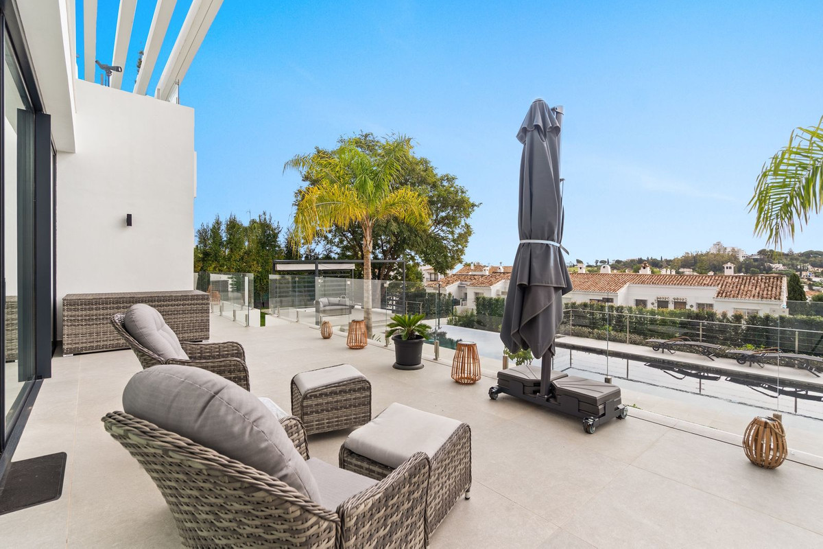 Huis te koop in Estepona | 5 slaapkamers H5299705