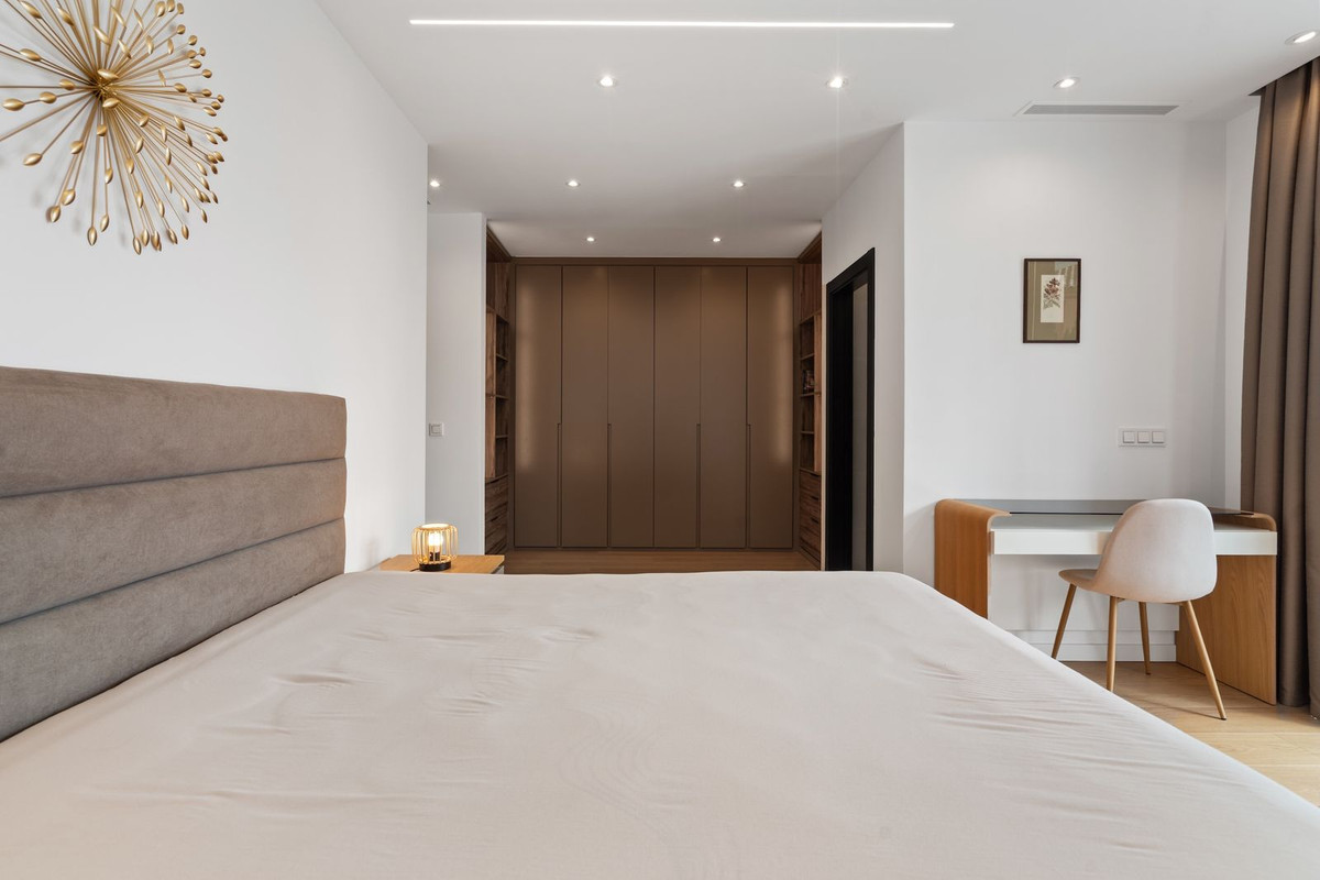 Huis te koop in Estepona | 5 slaapkamers H5299705