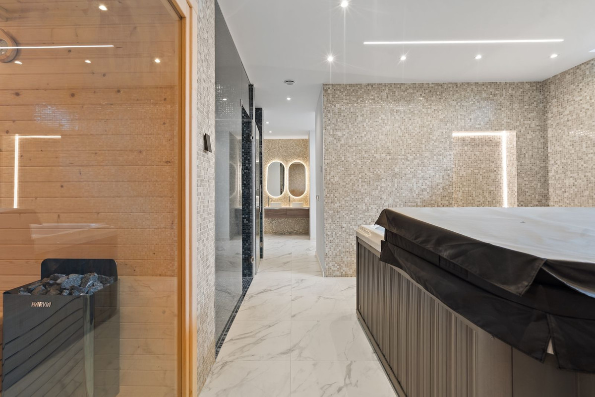 Huis te koop in Estepona | 5 slaapkamers H5299705