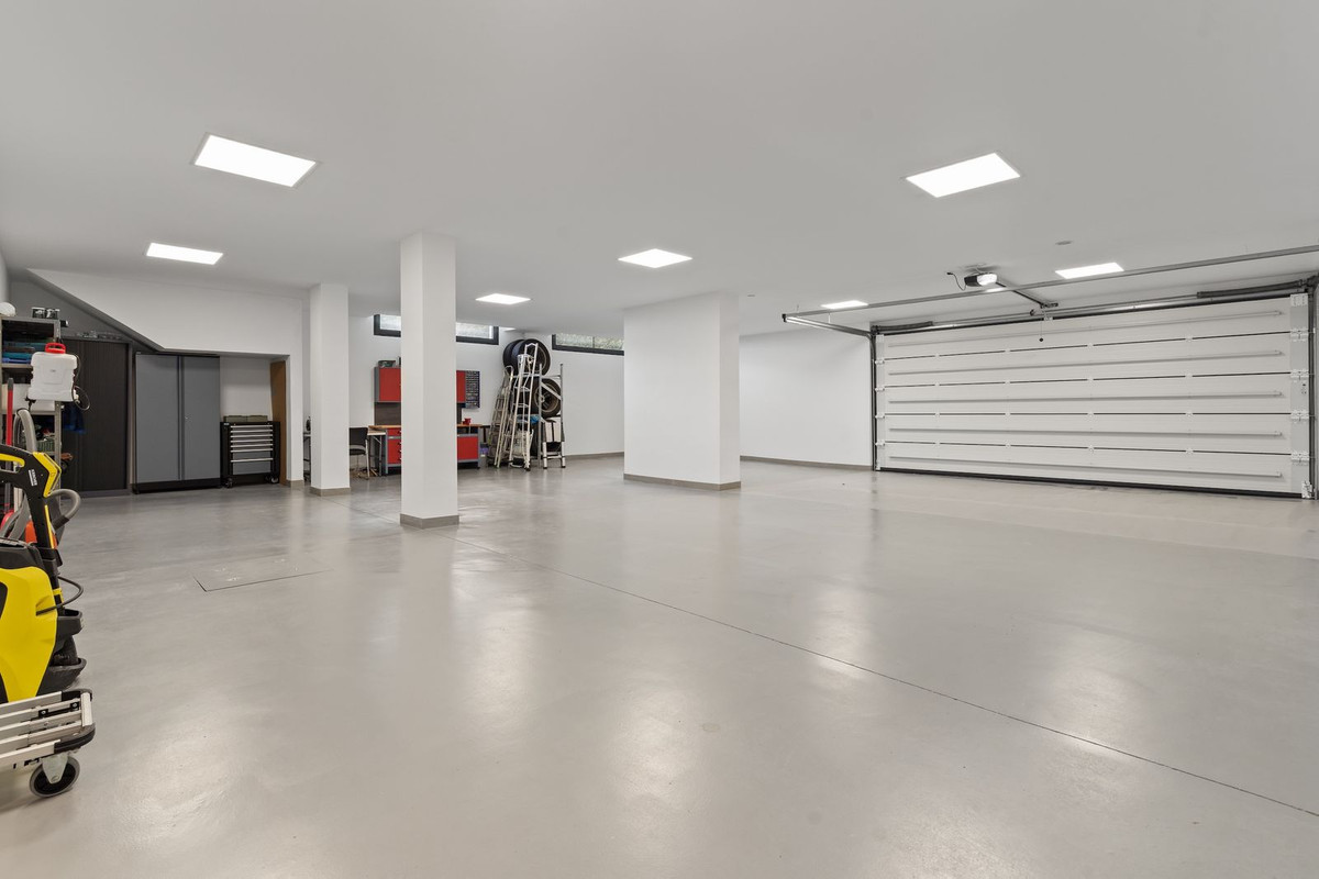 Huis te koop in Estepona | 5 slaapkamers H5299705