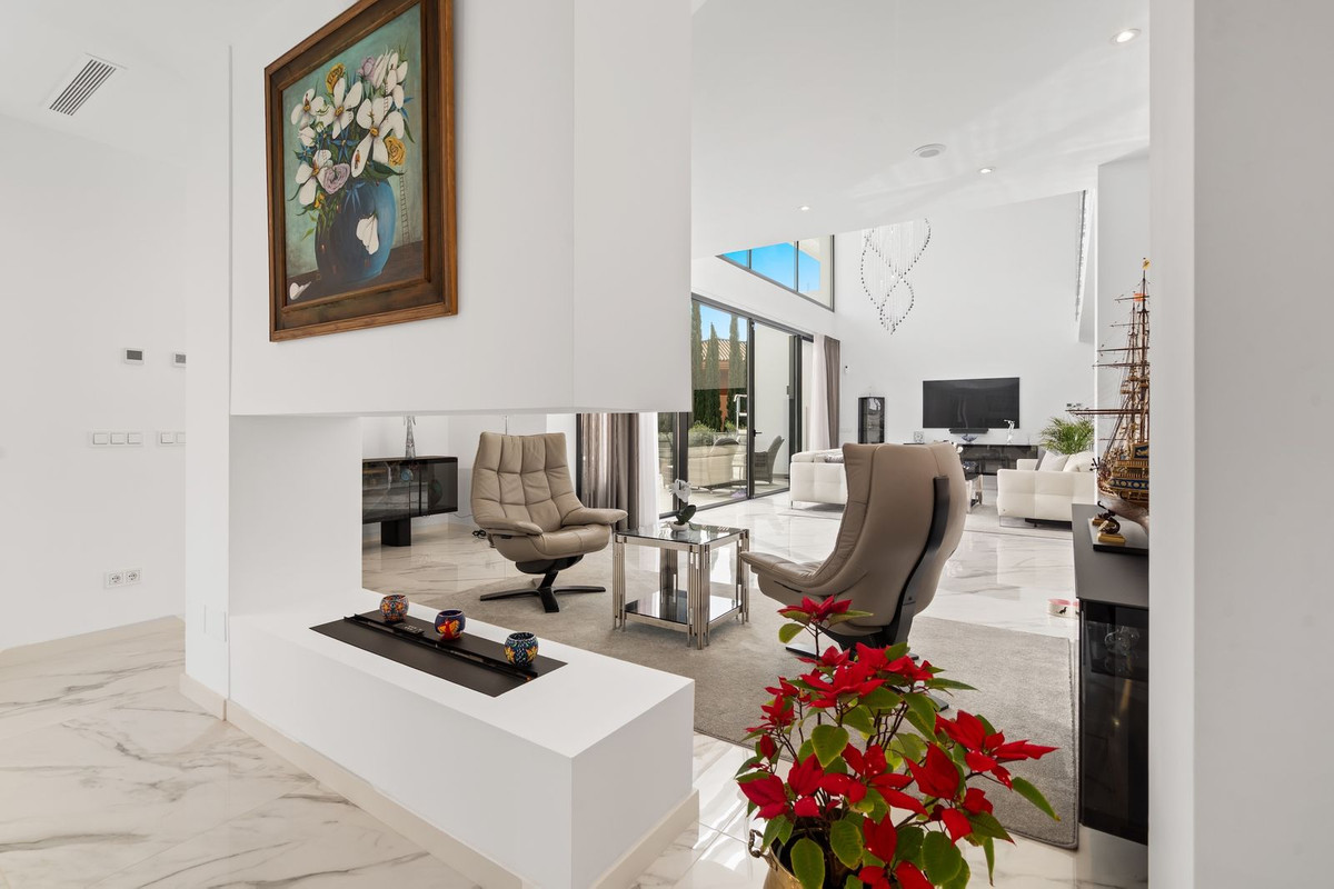 Huis te koop in Estepona | 5 slaapkamers H5299705