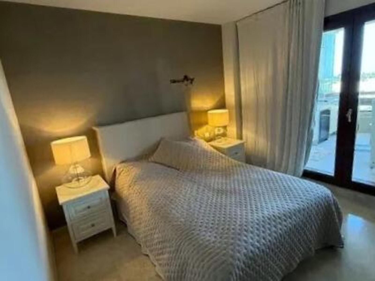 Appartement te koop in Estepona | 2 slaapkamers H5299765
