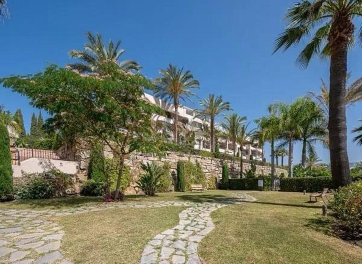 Appartement te koop in Estepona | 2 slaapkamers H5299765