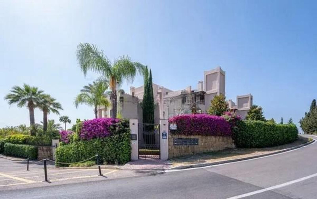 Appartement te koop in Estepona | 2 slaapkamers H5299765