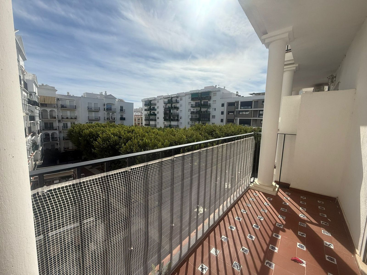 Appartement te koop in Estepona | 3 slaapkamers H5299921