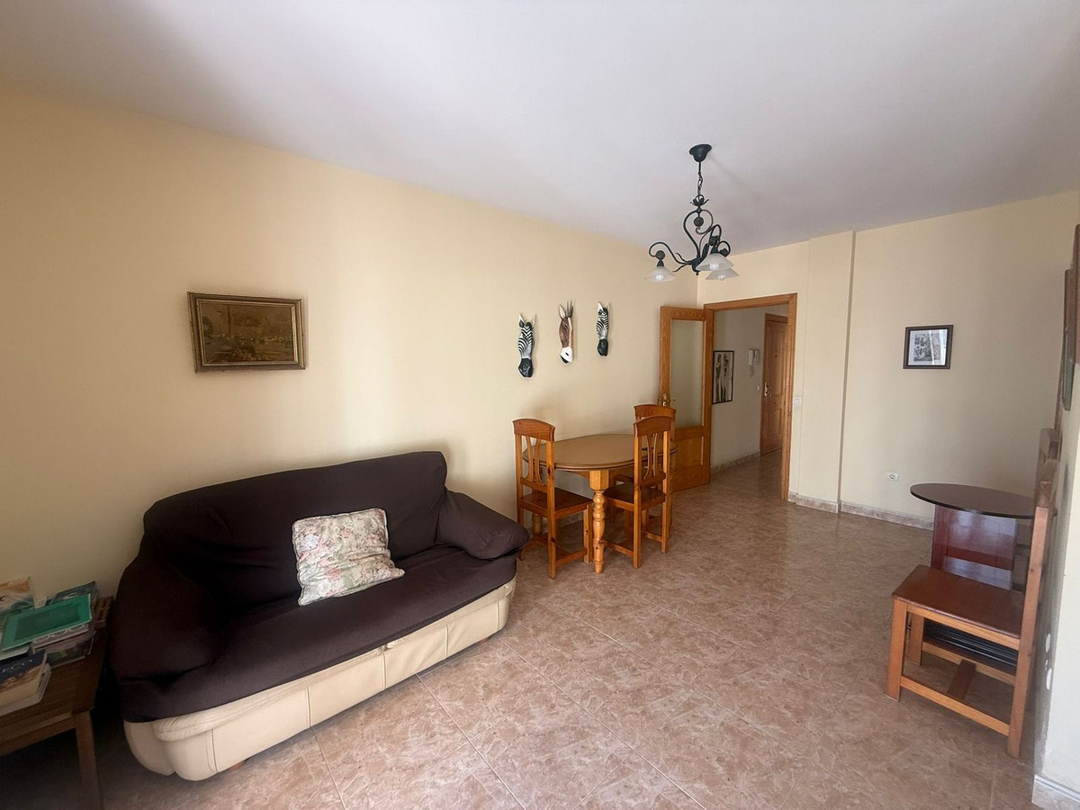 Appartement te koop in Estepona | 3 slaapkamers H5299921