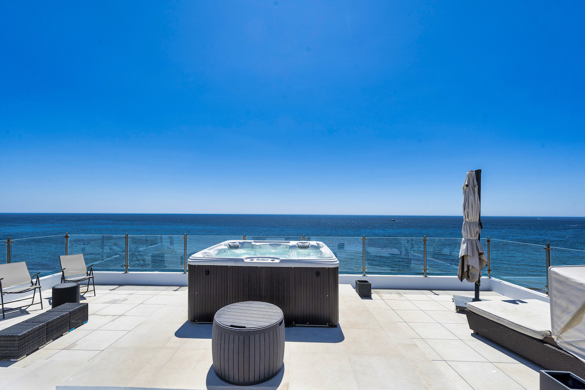 Penthouse te koop in Estepona | 2 slaapkamers H5300278