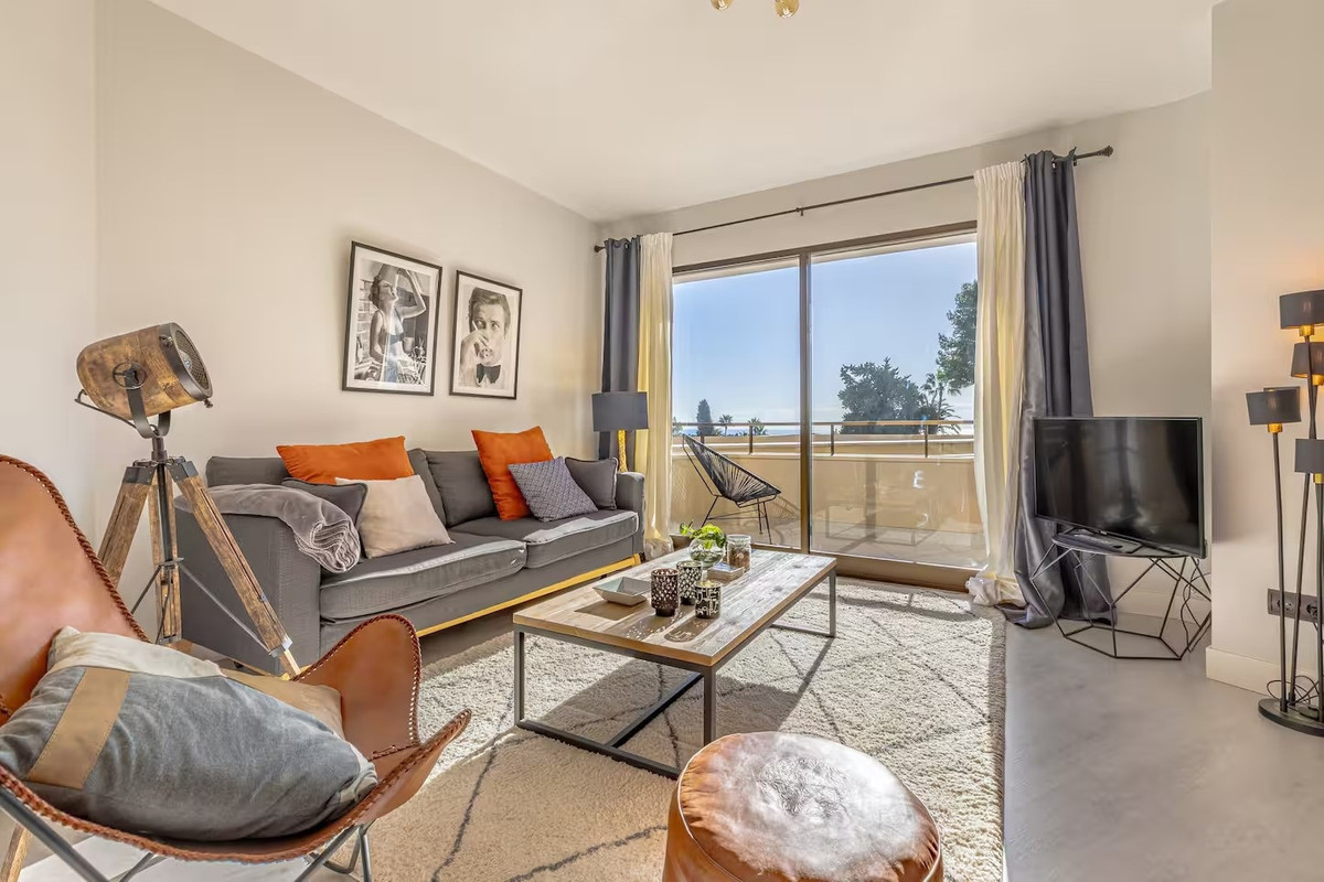 Appartement te koop in Estepona | 1 slaapkamers H5302996