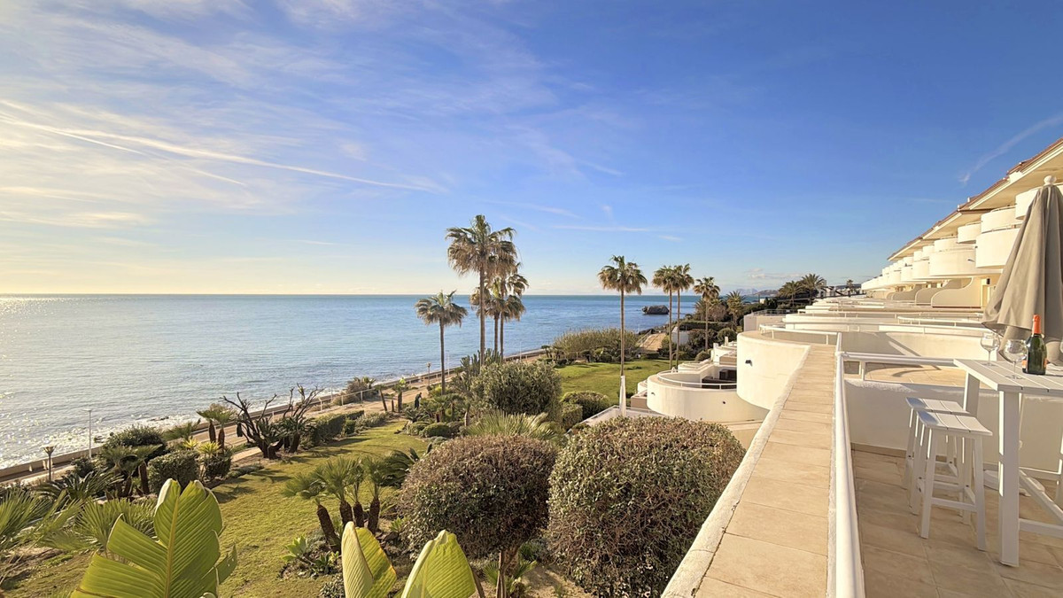 Appartement te koop in Estepona | 2 slaapkamers H5304472