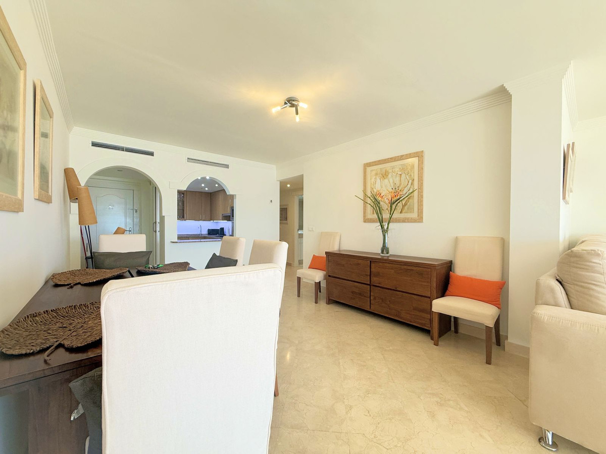 Appartement te koop in Estepona | 2 slaapkamers H5304472