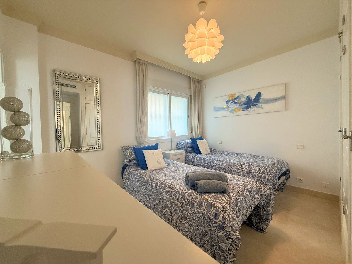 Appartement te koop in Estepona | 2 slaapkamers H5304472