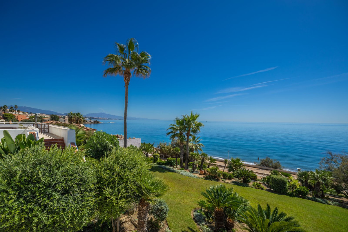 Appartement te koop in Estepona | 2 slaapkamers H5304472