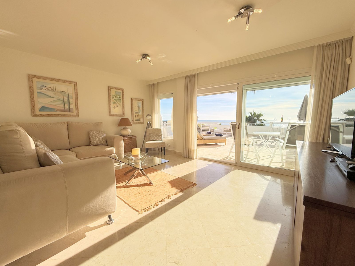 Appartement te koop in Estepona | 2 slaapkamers H5304472