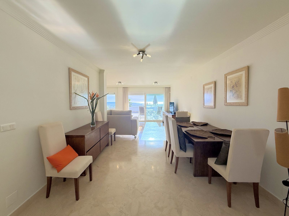 Appartement te koop in Estepona | 2 slaapkamers H5304472