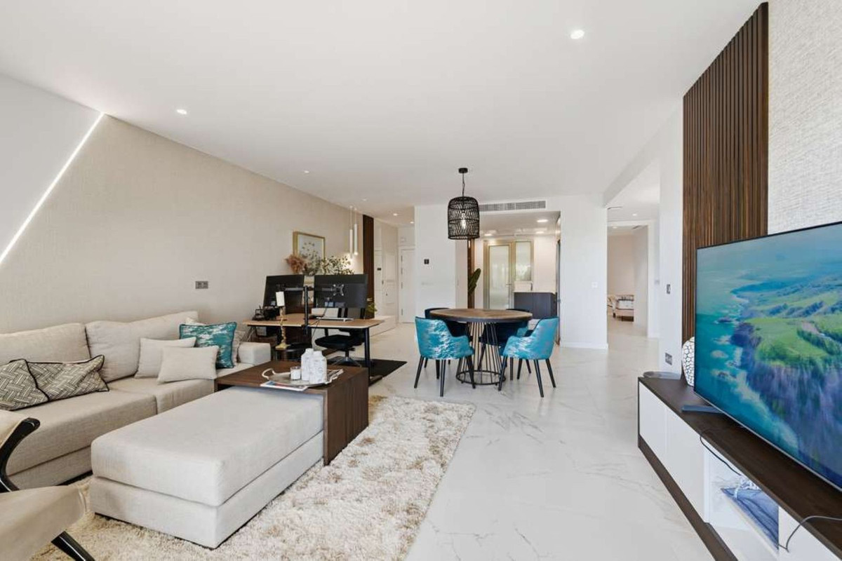 Appartement te koop in Estepona | 2 slaapkamers H5304778