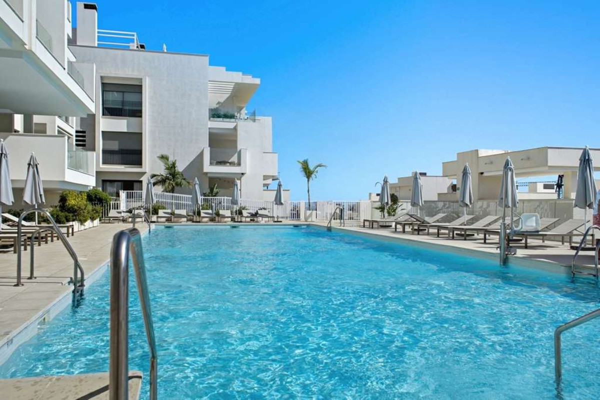 Appartement te koop in Estepona | 2 slaapkamers H5304778