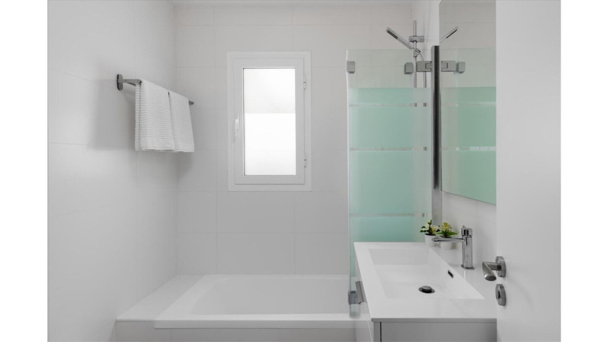 Appartement te koop in Estepona | 2 slaapkamers H5304862